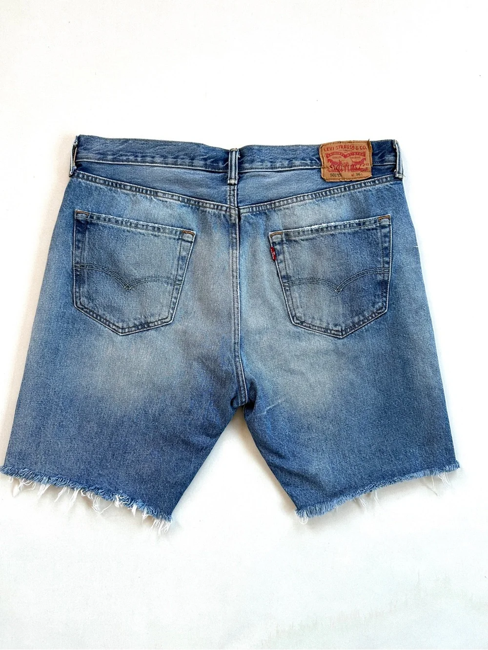 LEVIS MENS 501 CT CUSTOM TAPERED CUT-OFF SHORTS JORTS SALT FADE 9” INSEAM Sz36